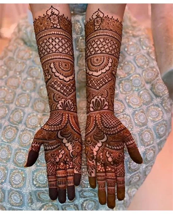 Fusion Sketch Idea On Modern Full Hand Mehndi Design